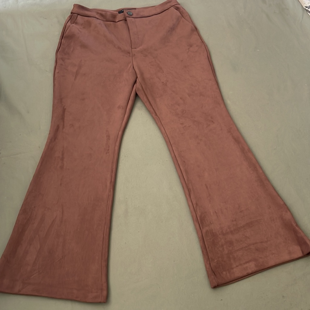 Marc New York By Andrew Marc. Flared Legs Brown Color Size 14” Womens Pants